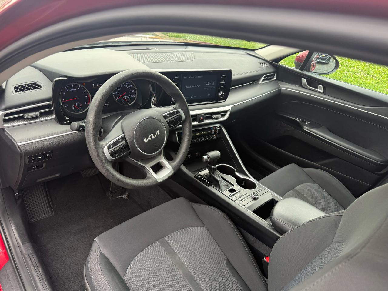 Kia K5 LXS 2023