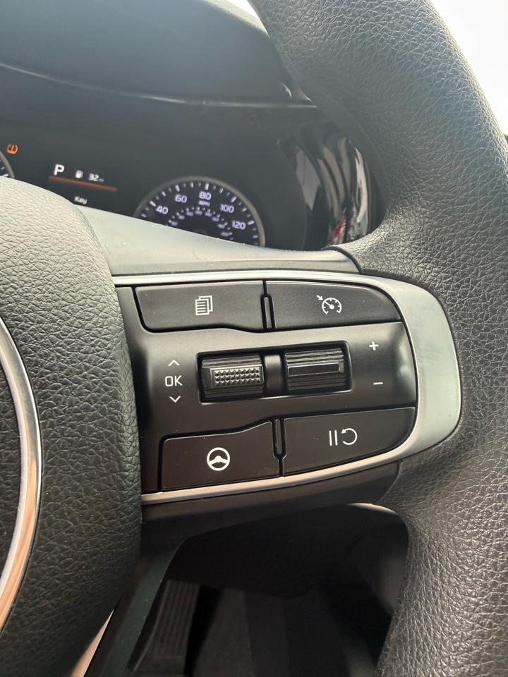 Kia K5 LXS 2023