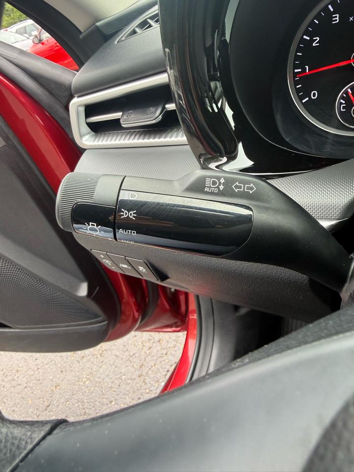 Kia K5 LXS 2023