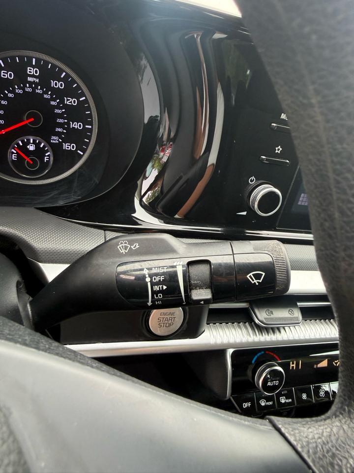 Kia K5 LXS 2023