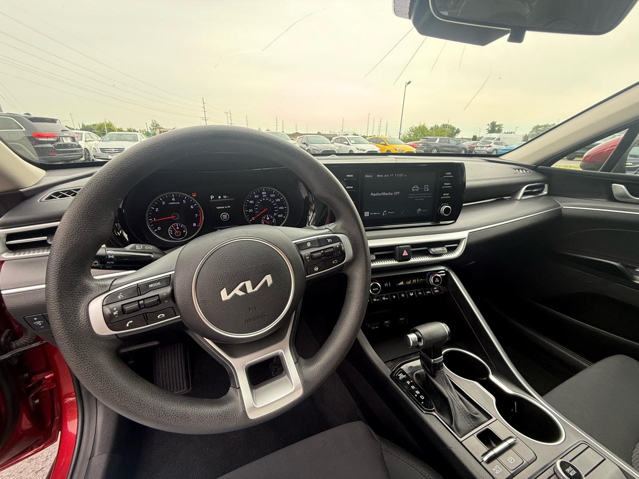 Kia K5 LXS 2023