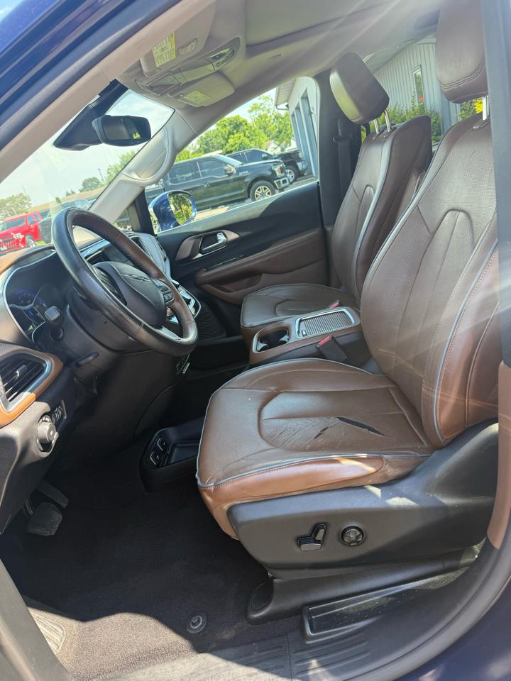 Chrysler Pacifica Limited 2017