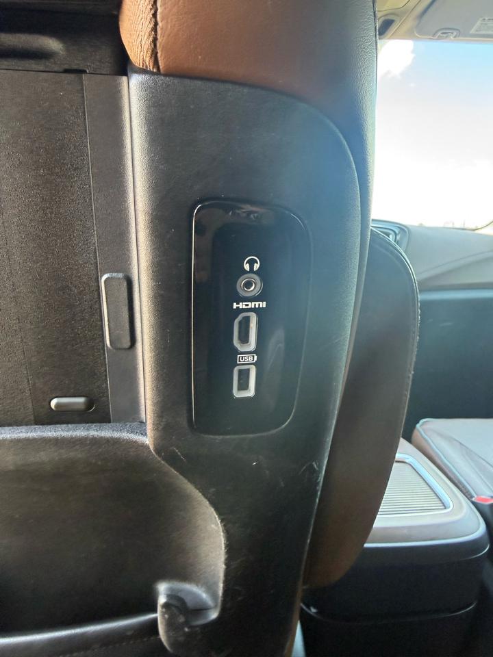 Chrysler Pacifica Limited 2017