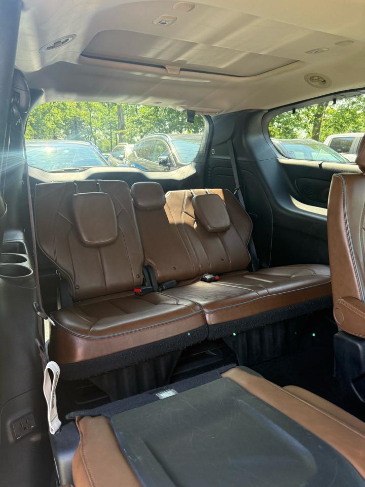 Chrysler Pacifica Limited 2017
