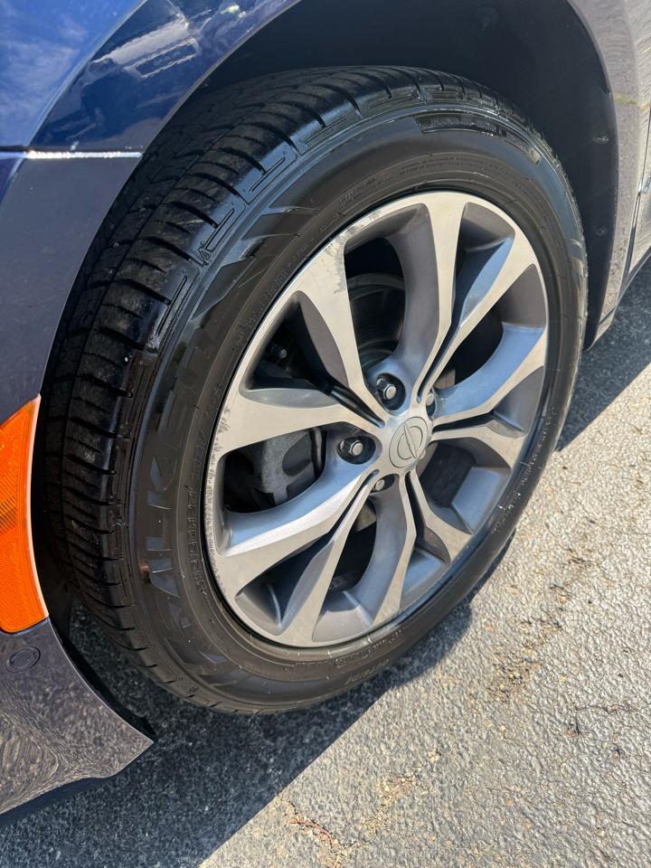 Chrysler Pacifica Limited 2017