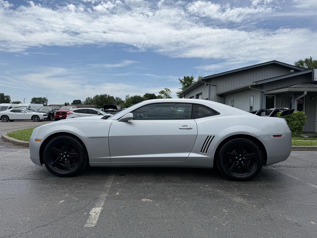 Chevrolet Camaro Coupe 1LT 2012