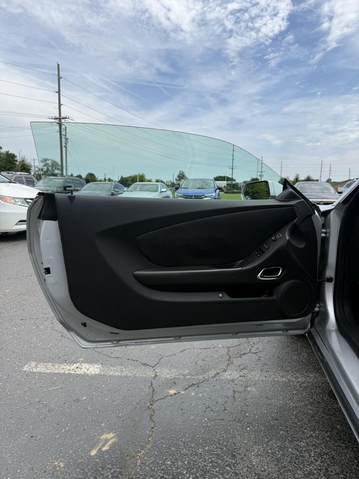 Chevrolet Camaro Coupe 1LT 2012