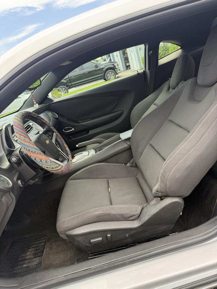 Chevrolet Camaro Coupe 1LT 2012