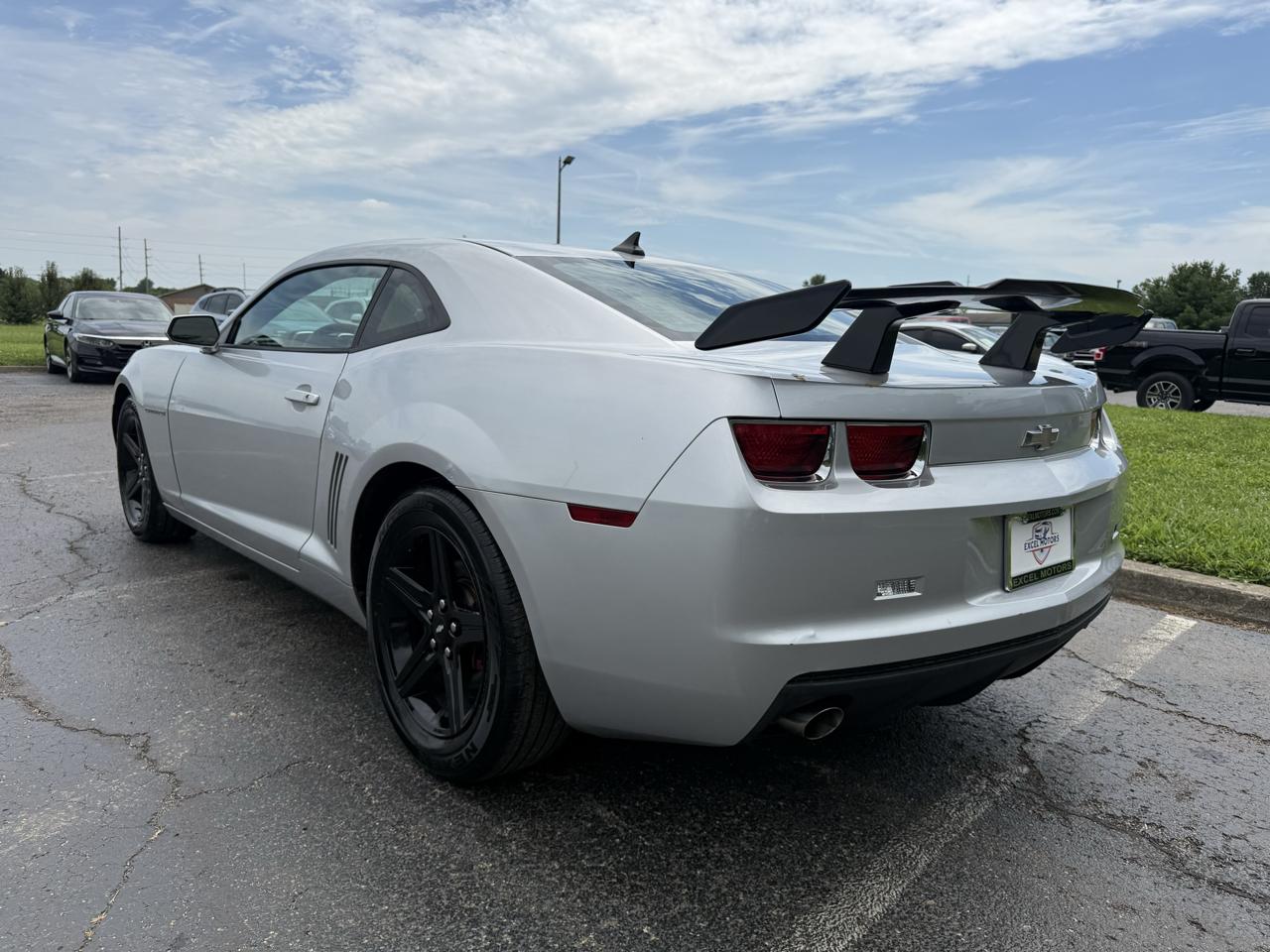 Chevrolet Camaro Coupe 1LT 2012