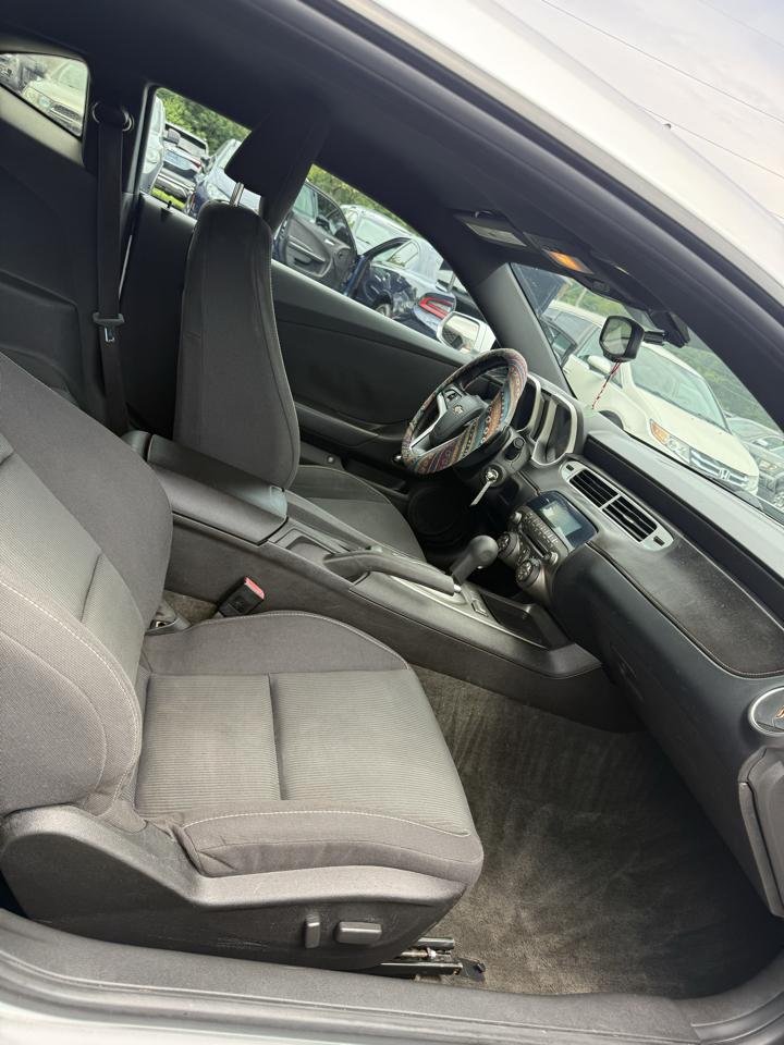 Chevrolet Camaro Coupe 1LT 2012