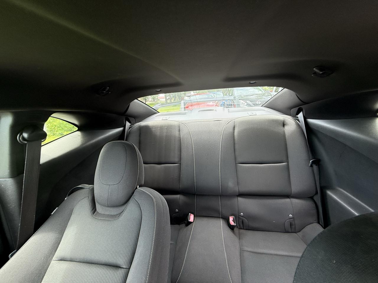 Chevrolet Camaro Coupe 1LT 2012