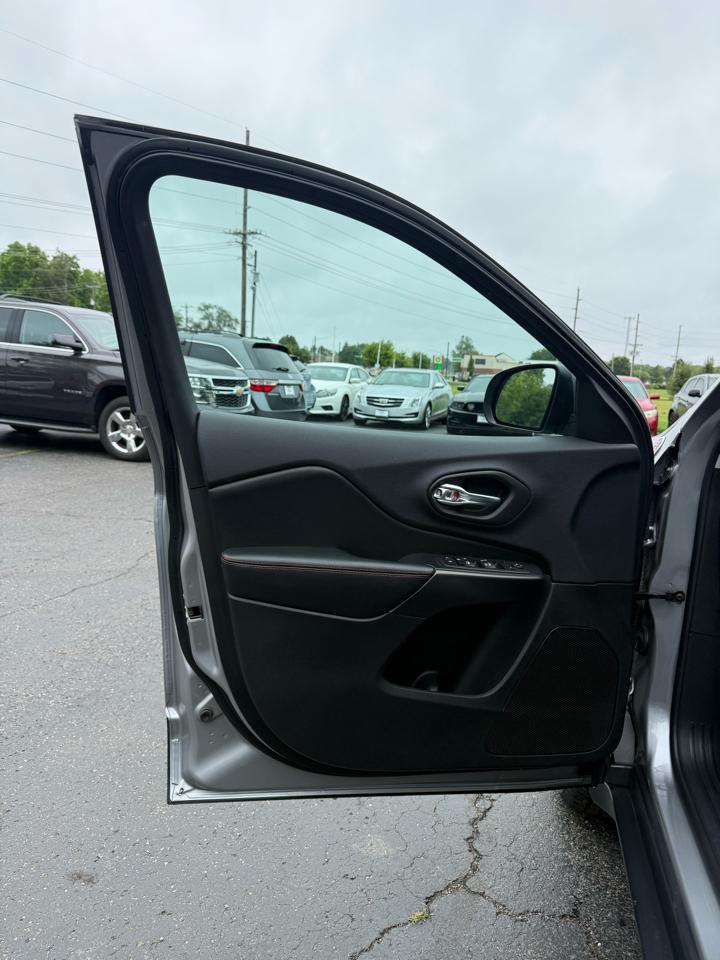 Jeep Cherokee Trailhawk 4WD 2019