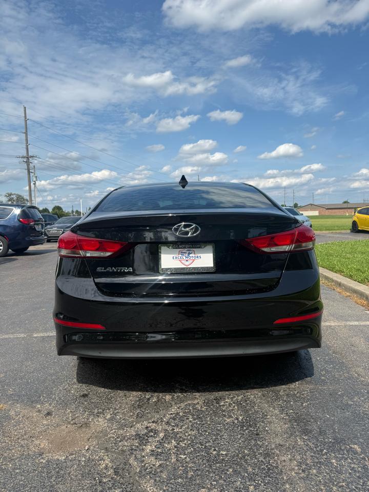 Hyundai Elantra SE 2017