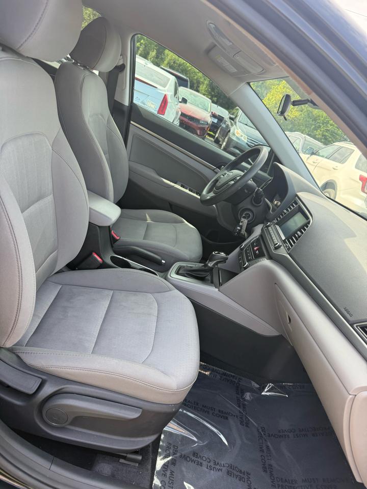 Hyundai Elantra SE 2017