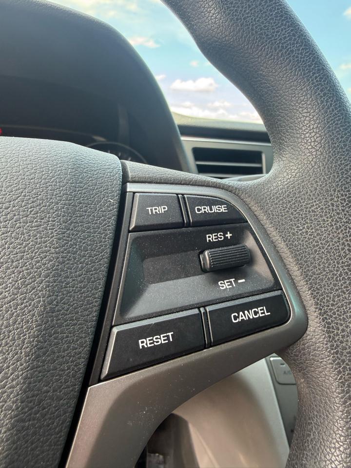 Hyundai Elantra SE 2017