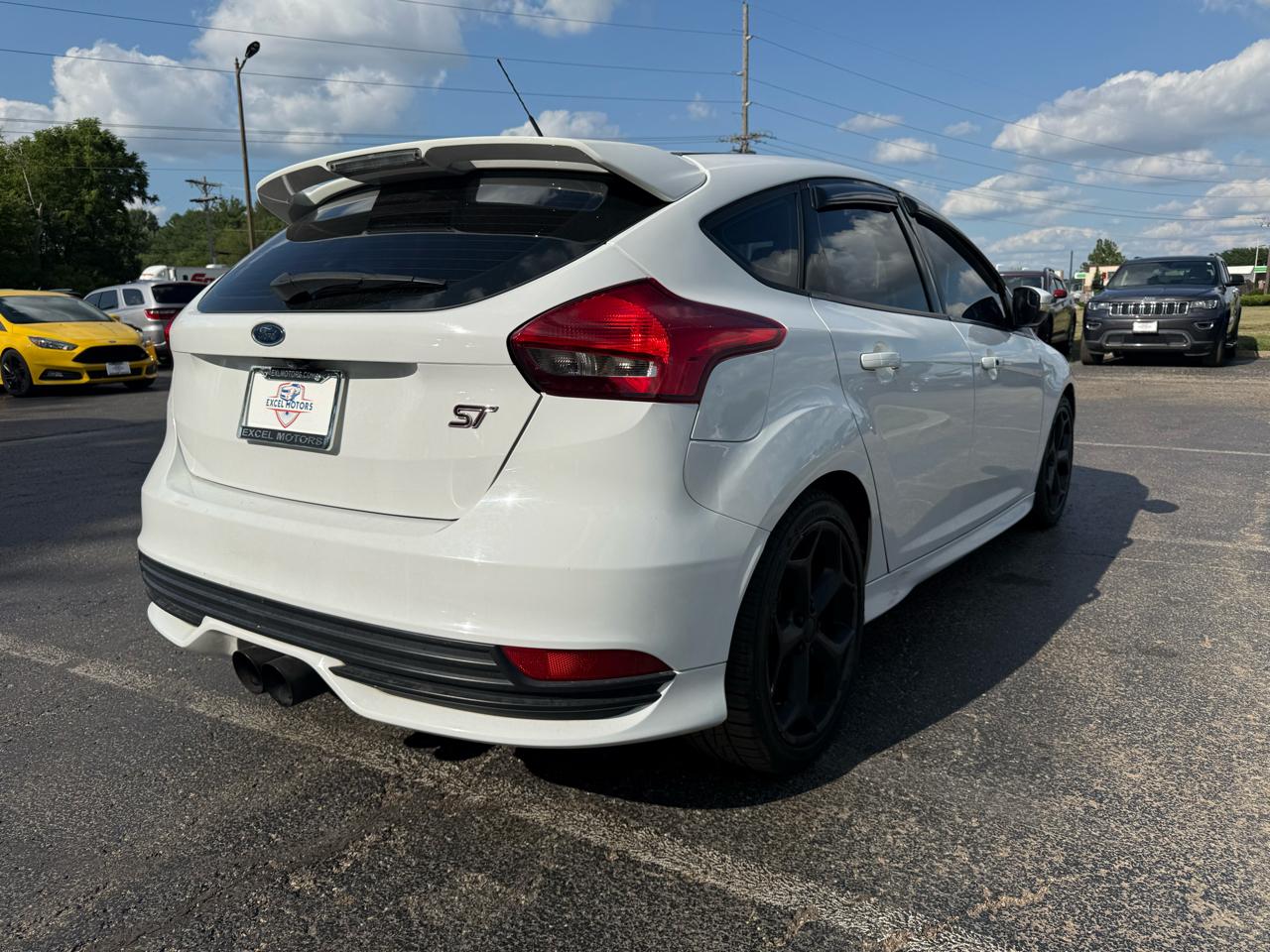 Ford Focus ST Hatch 2017