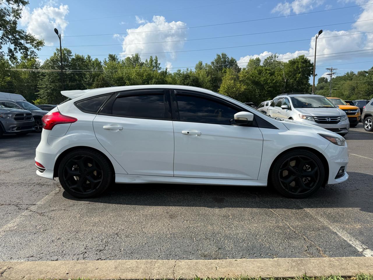 Ford Focus ST Hatch 2017
