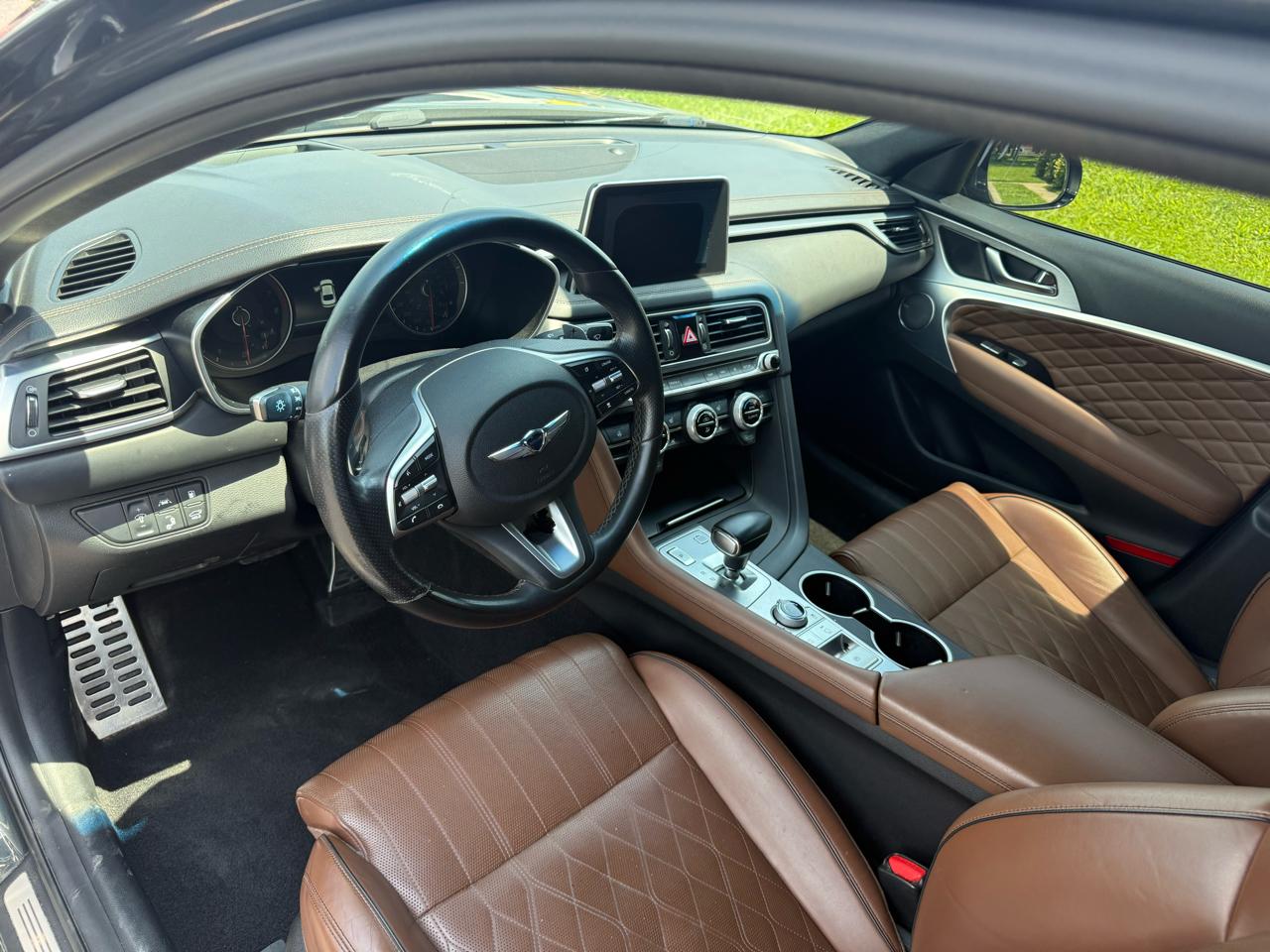 Genesis G70  2020