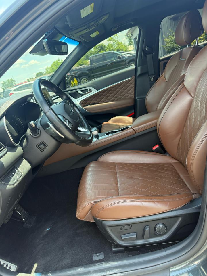 Genesis G70  2020