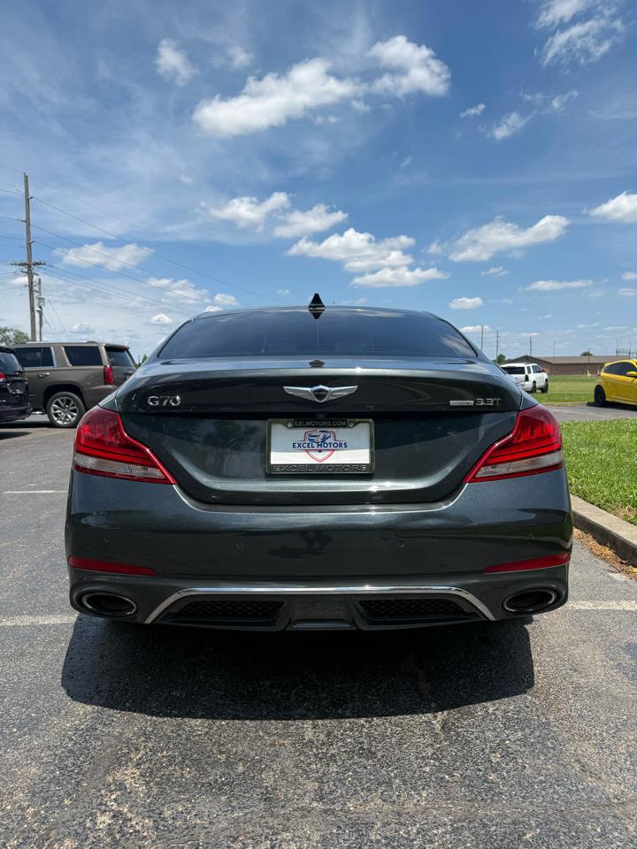 Genesis G70  2020