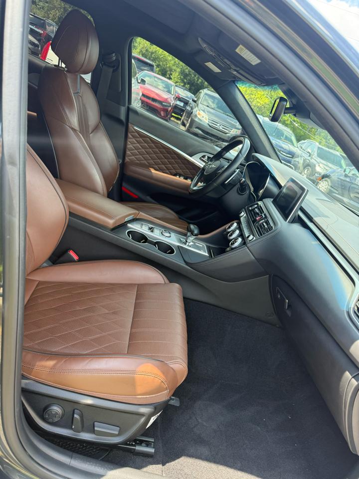 Genesis G70  2020