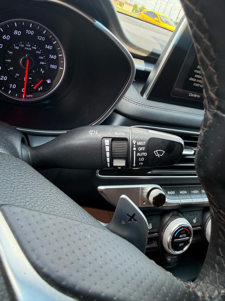 Genesis G70  2020
