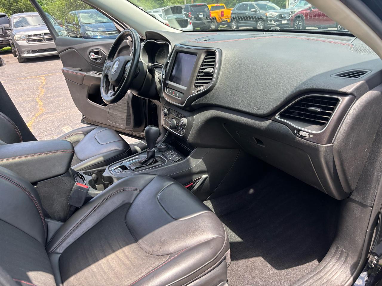 Jeep Cherokee Trailhawk 4WD 2021