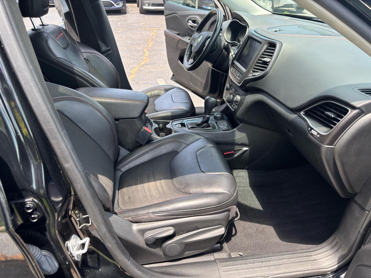 Jeep Cherokee Trailhawk 4WD 2021