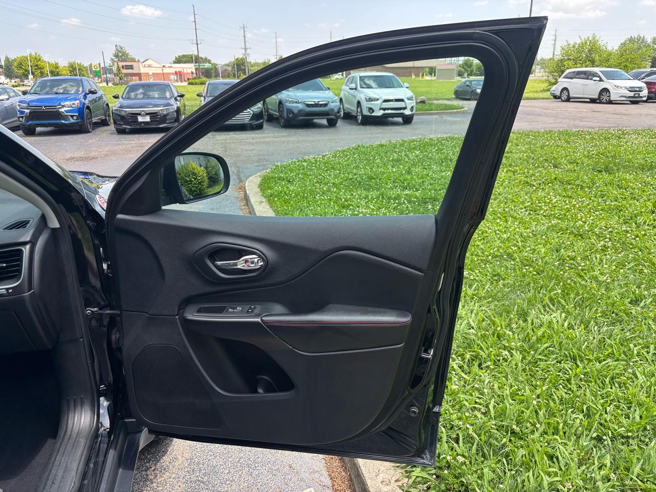 Jeep Cherokee Trailhawk 4WD 2021