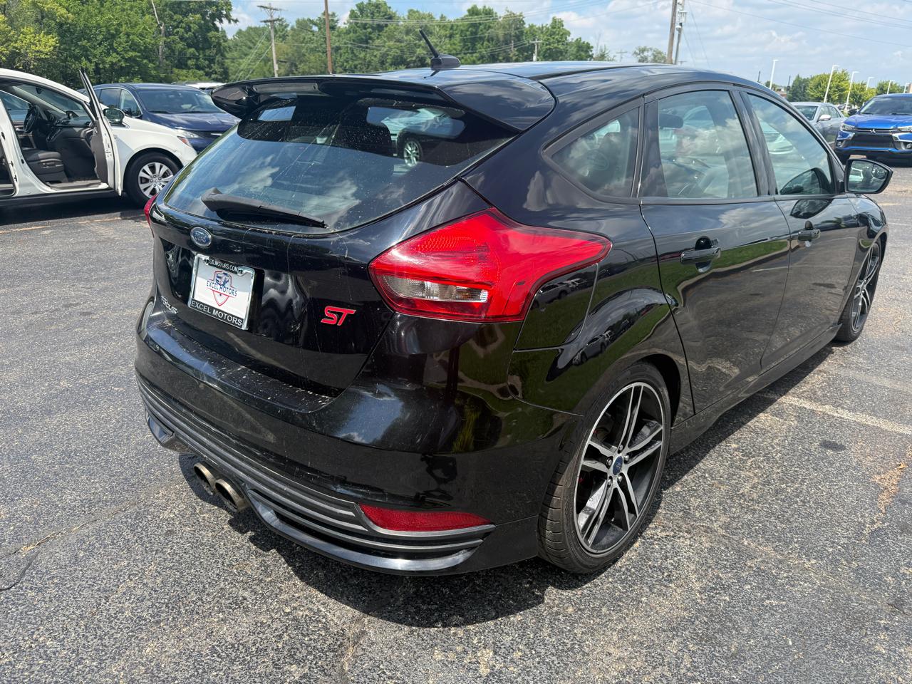 Ford Focus ST Hatch 2017