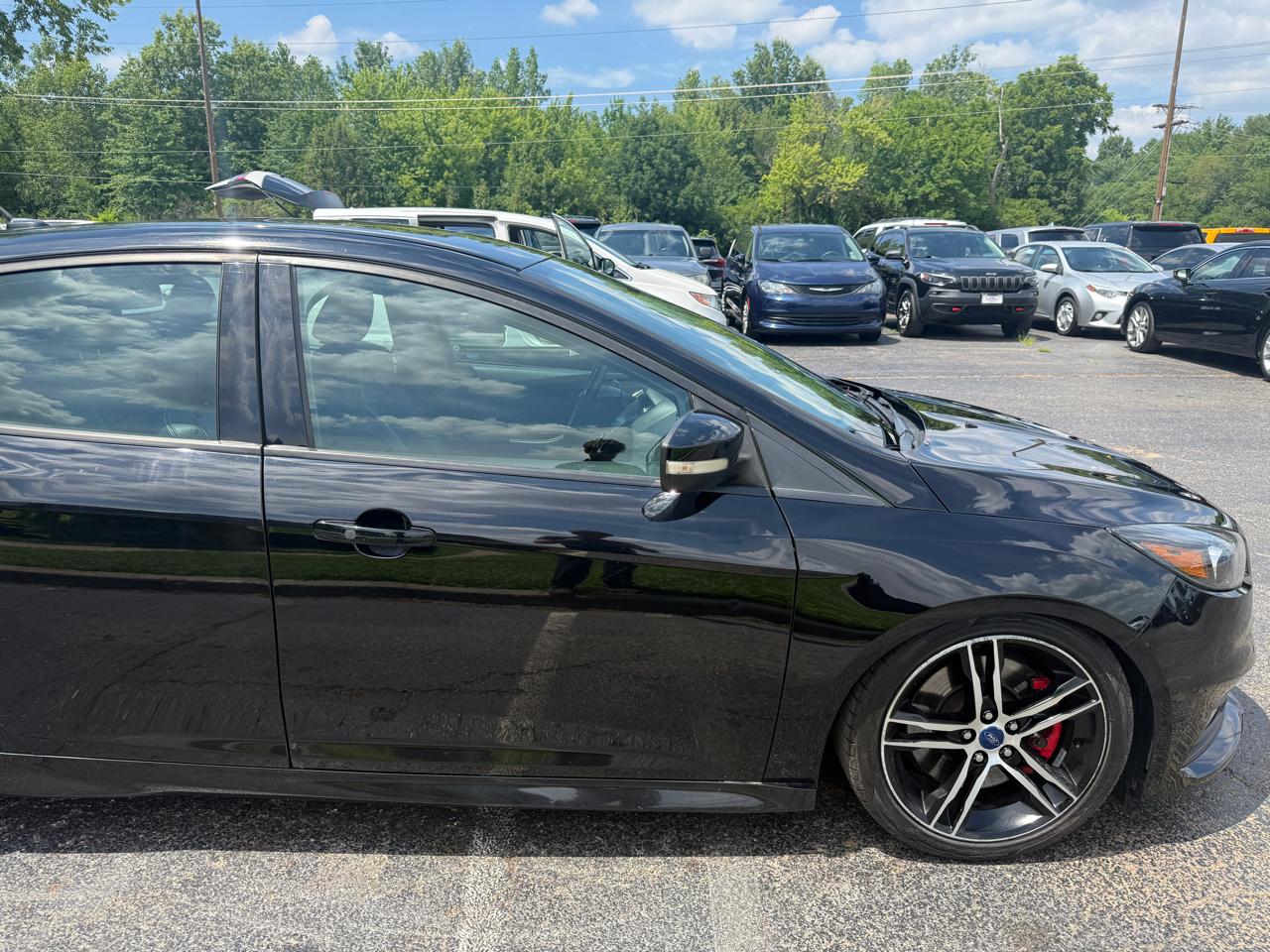 Ford Focus ST Hatch 2017