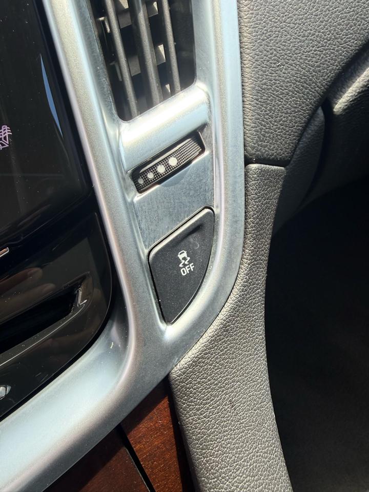 Cadillac SRX Luxury Collection FWD 2015