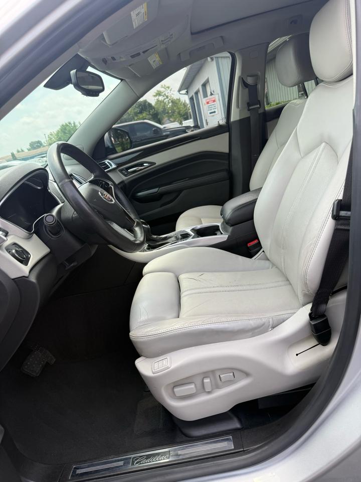 Cadillac SRX Luxury Collection FWD 2015