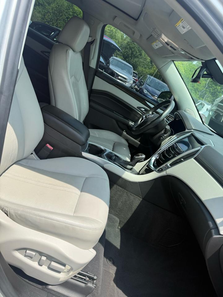 Cadillac SRX Luxury Collection FWD 2015