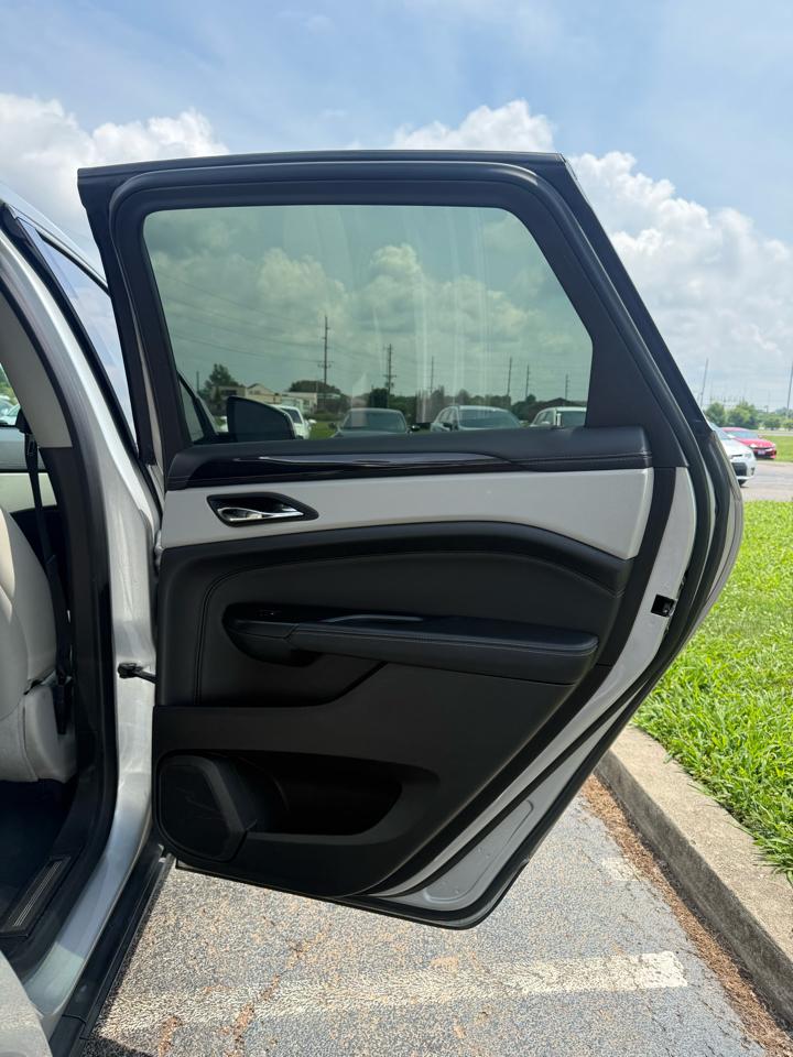 Cadillac SRX Luxury Collection FWD 2015