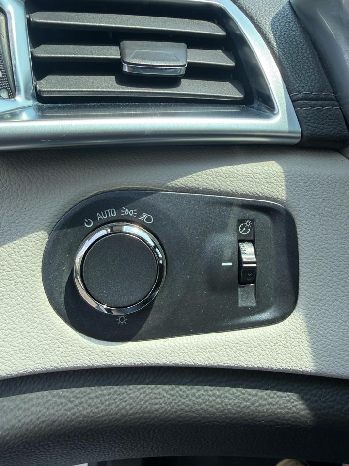 Cadillac SRX Luxury Collection FWD 2015