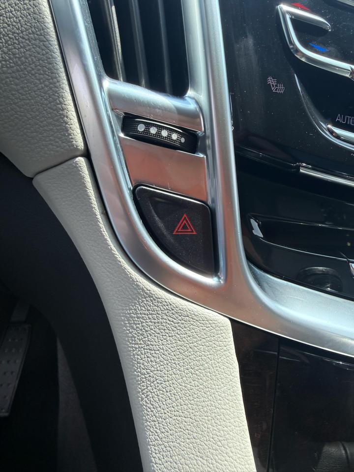 Cadillac SRX Luxury Collection FWD 2015