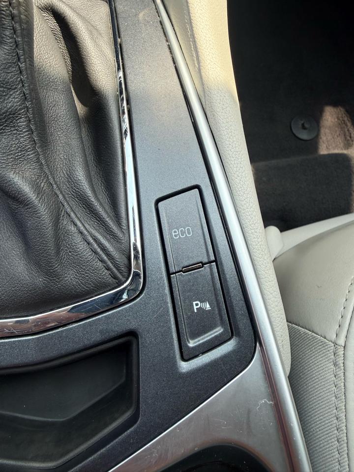 Cadillac SRX Luxury Collection FWD 2015