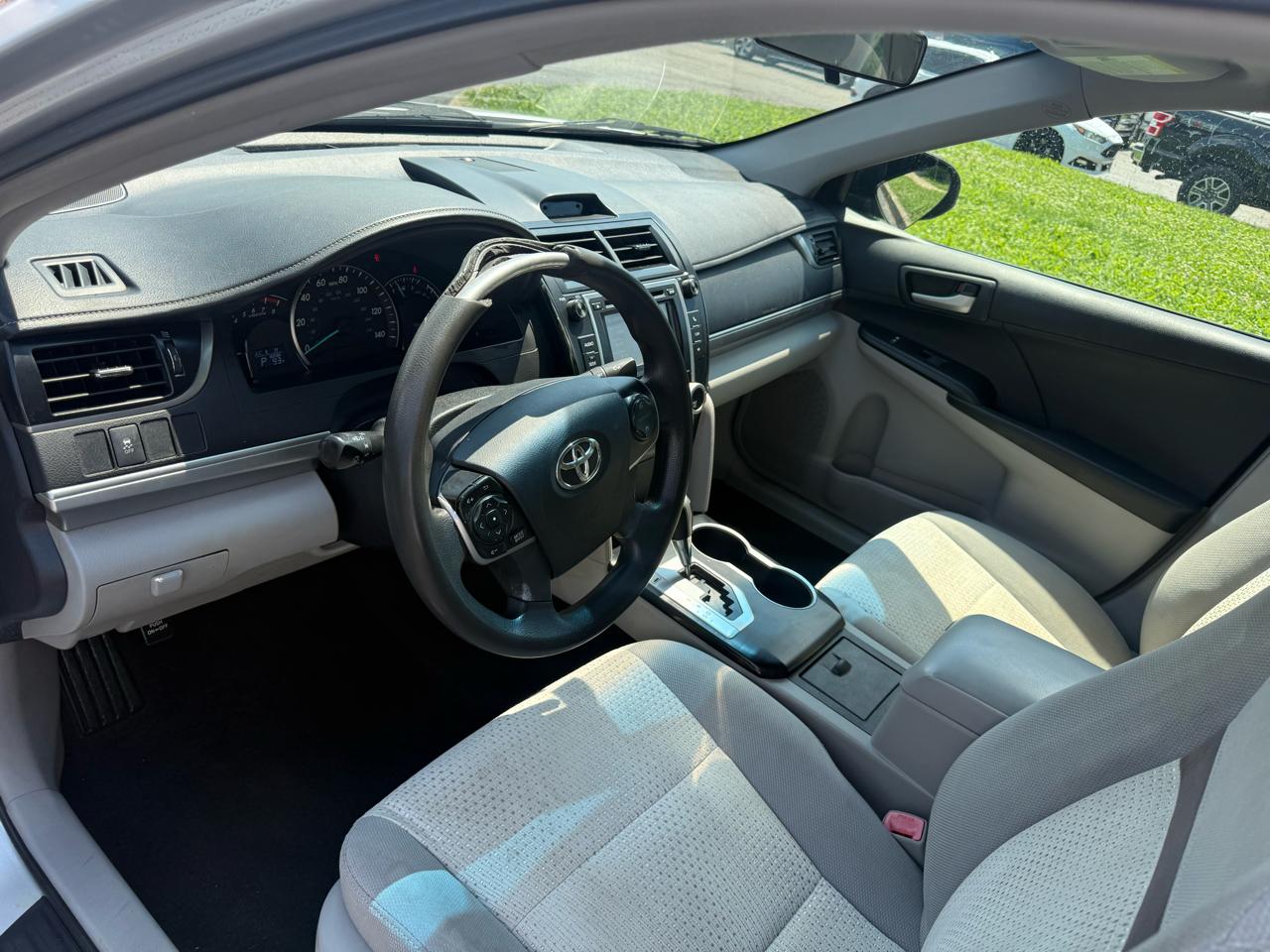 Toyota Camry SE 2012