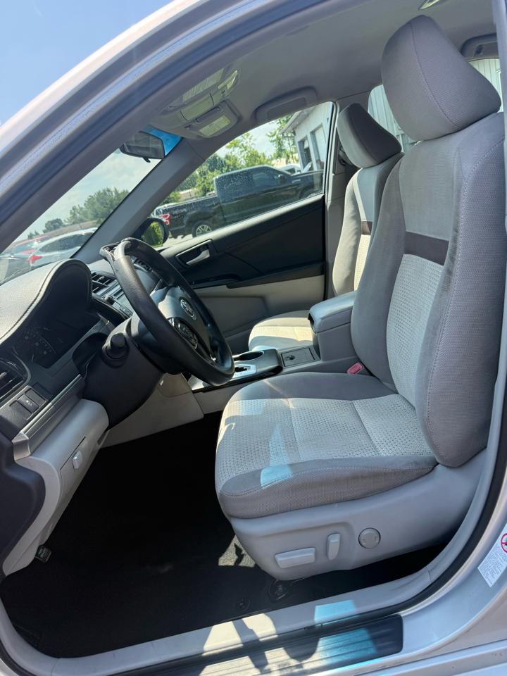 Toyota Camry SE 2012