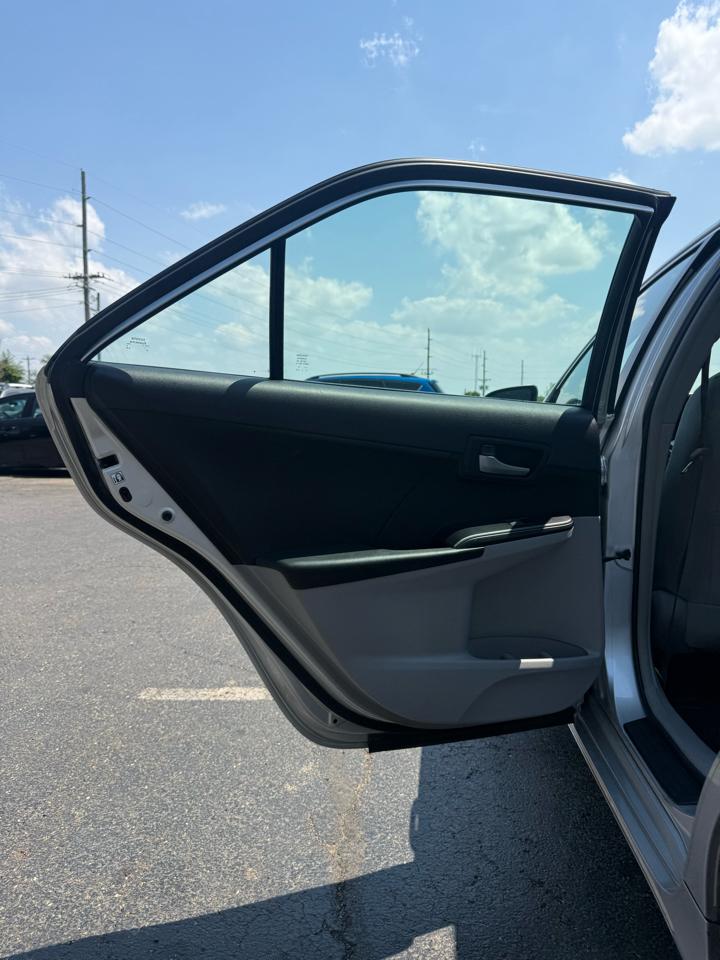 Toyota Camry SE 2012