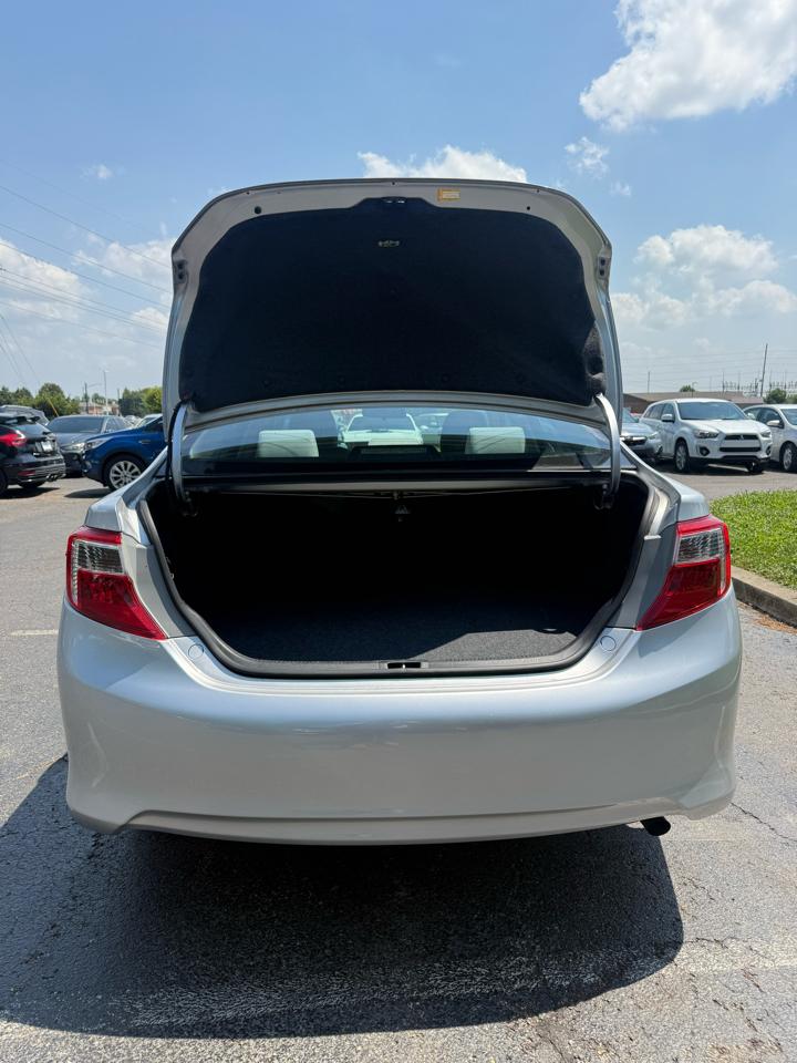 Toyota Camry SE 2012