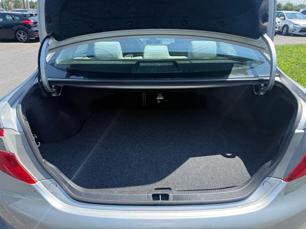 Toyota Camry SE 2012