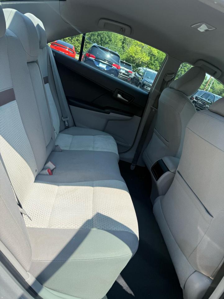 Toyota Camry SE 2012