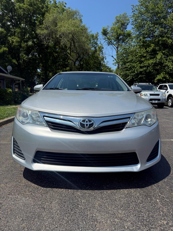 Toyota Camry SE 2012