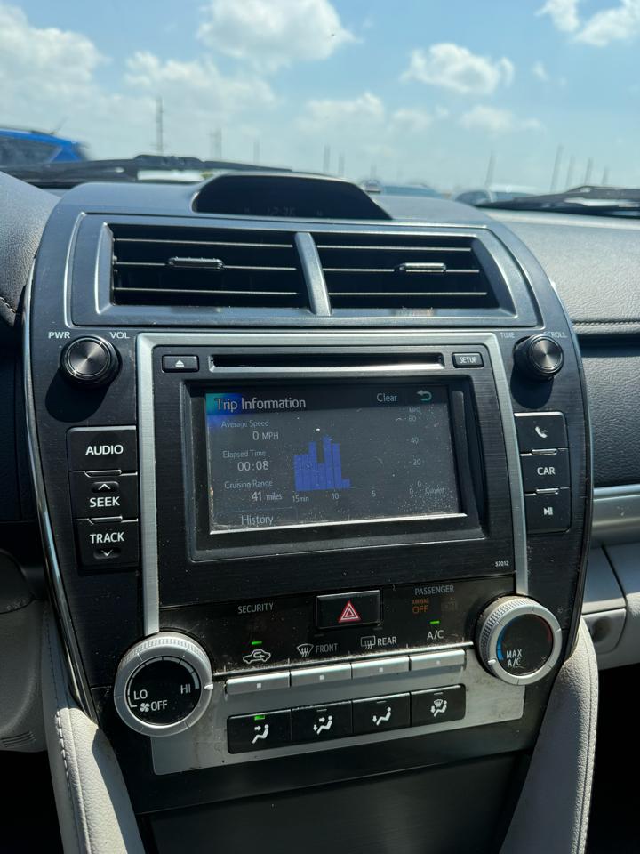 Toyota Camry SE 2012
