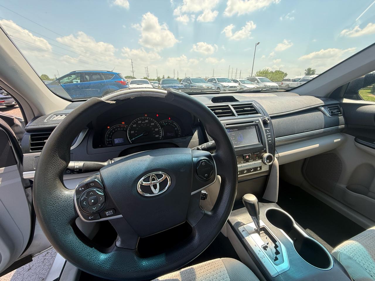 Toyota Camry SE 2012