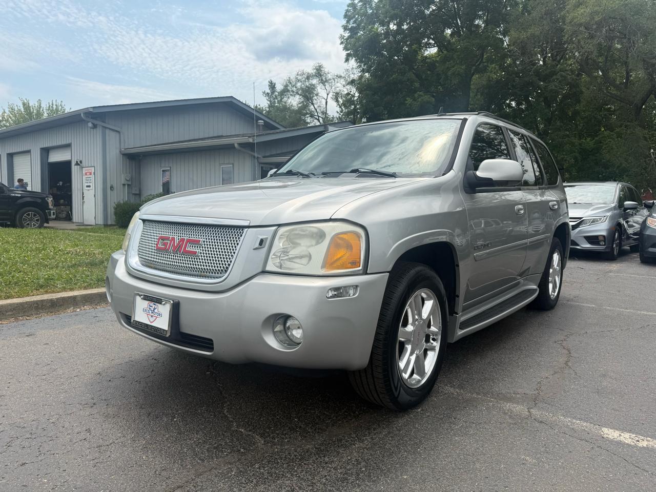 GMC Envoy Denali 4WD 2006