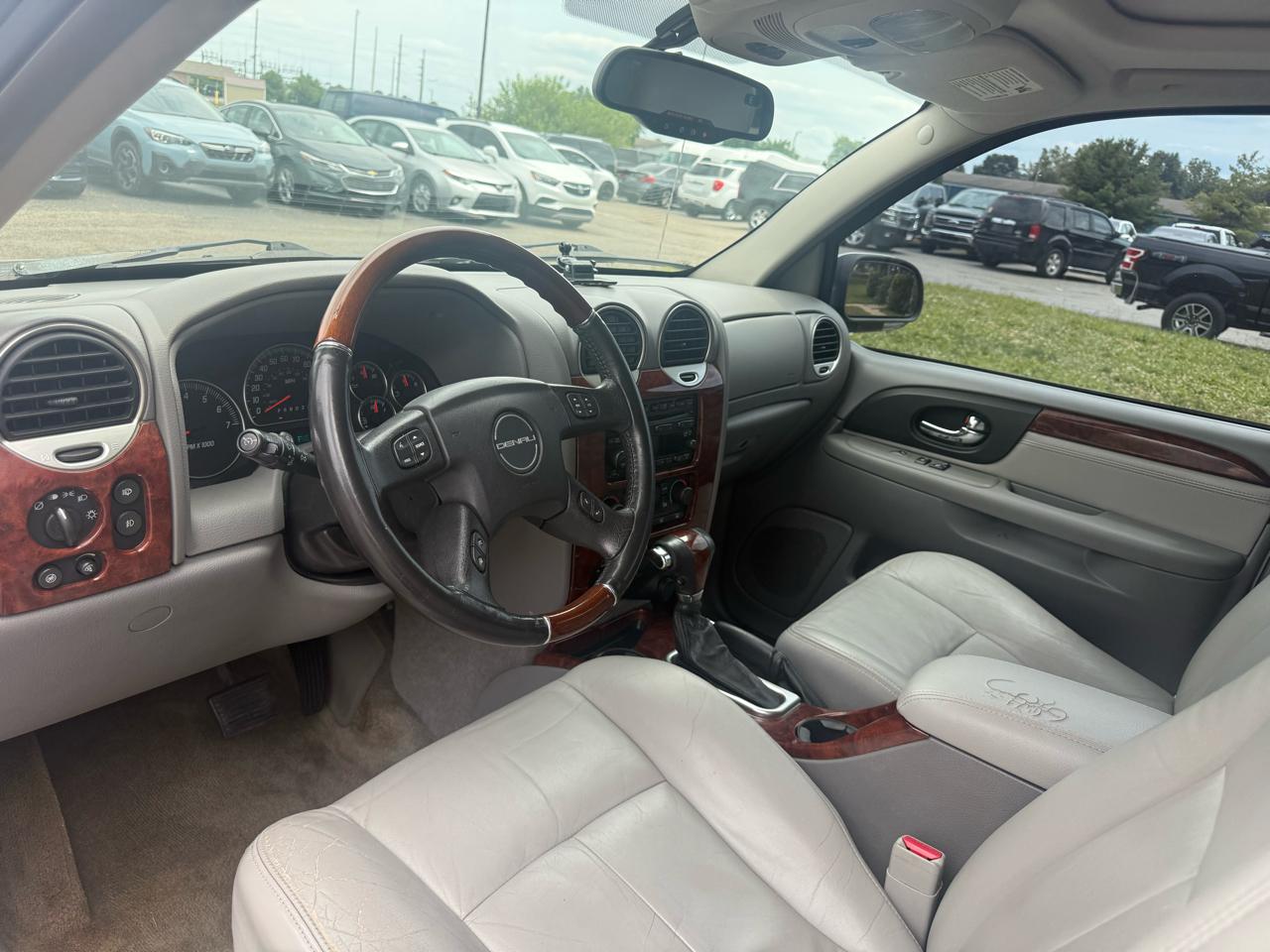 GMC Envoy Denali 4WD 2006