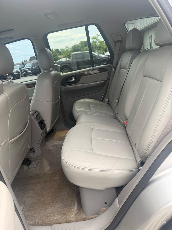 GMC Envoy Denali 4WD 2006